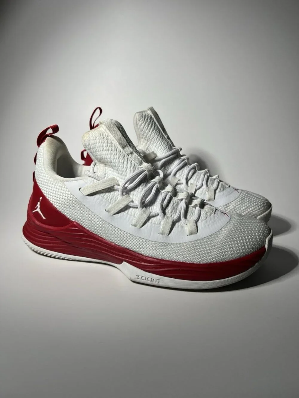 Jordan Ultra.Fly 2 Low Men’s Basketball Shoes Size 7 White Gym Red